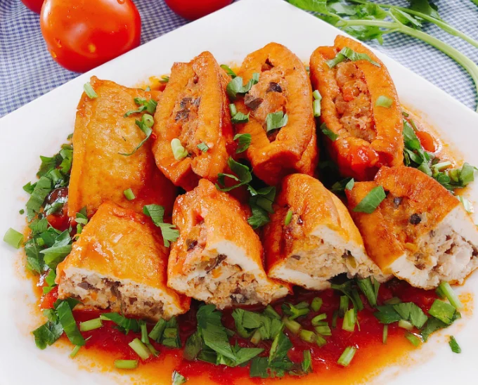 dau-hu-nhoi-thit-sot-ca-chua dau-hu-nhoi-thit-sot-ca-chua